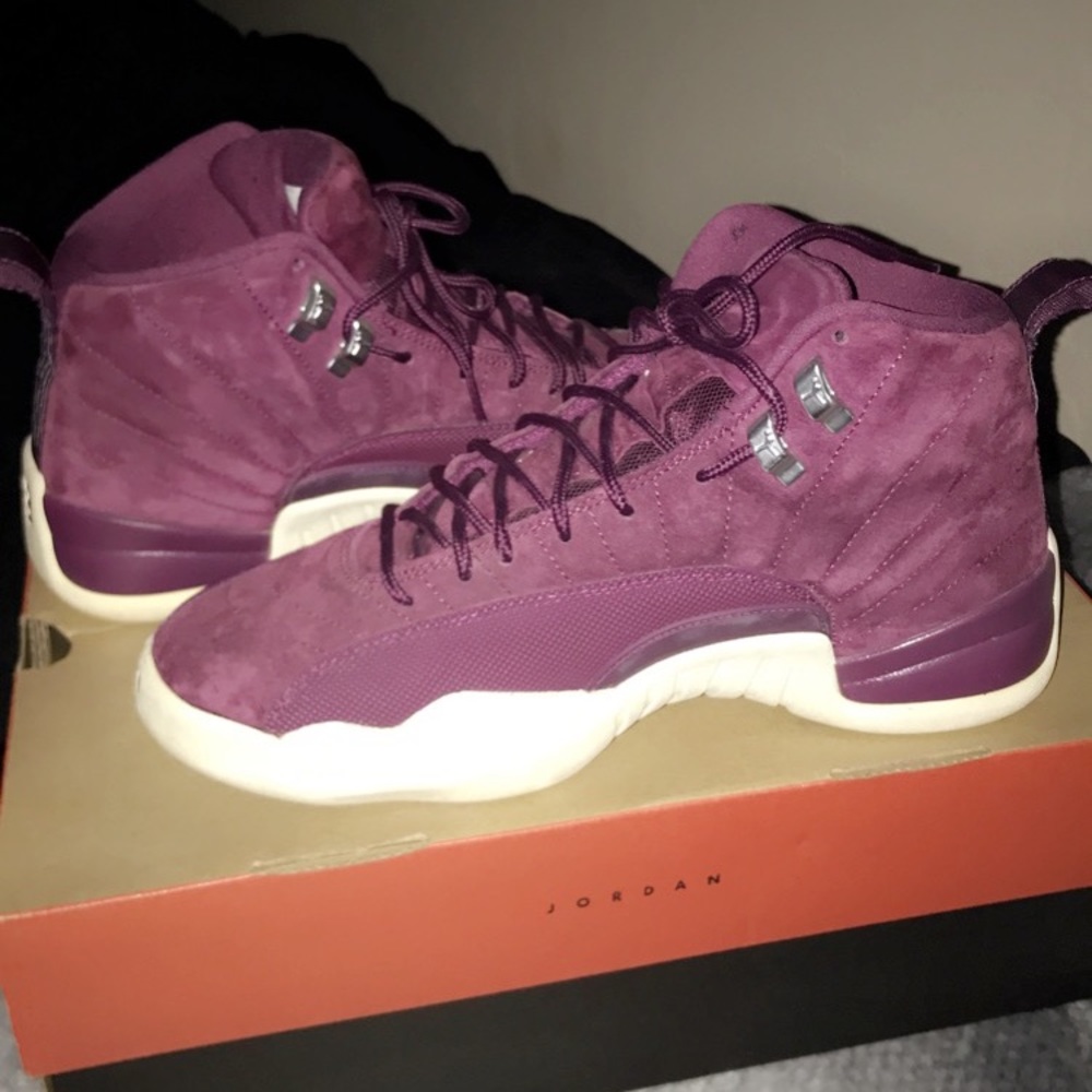 Jordan 12s